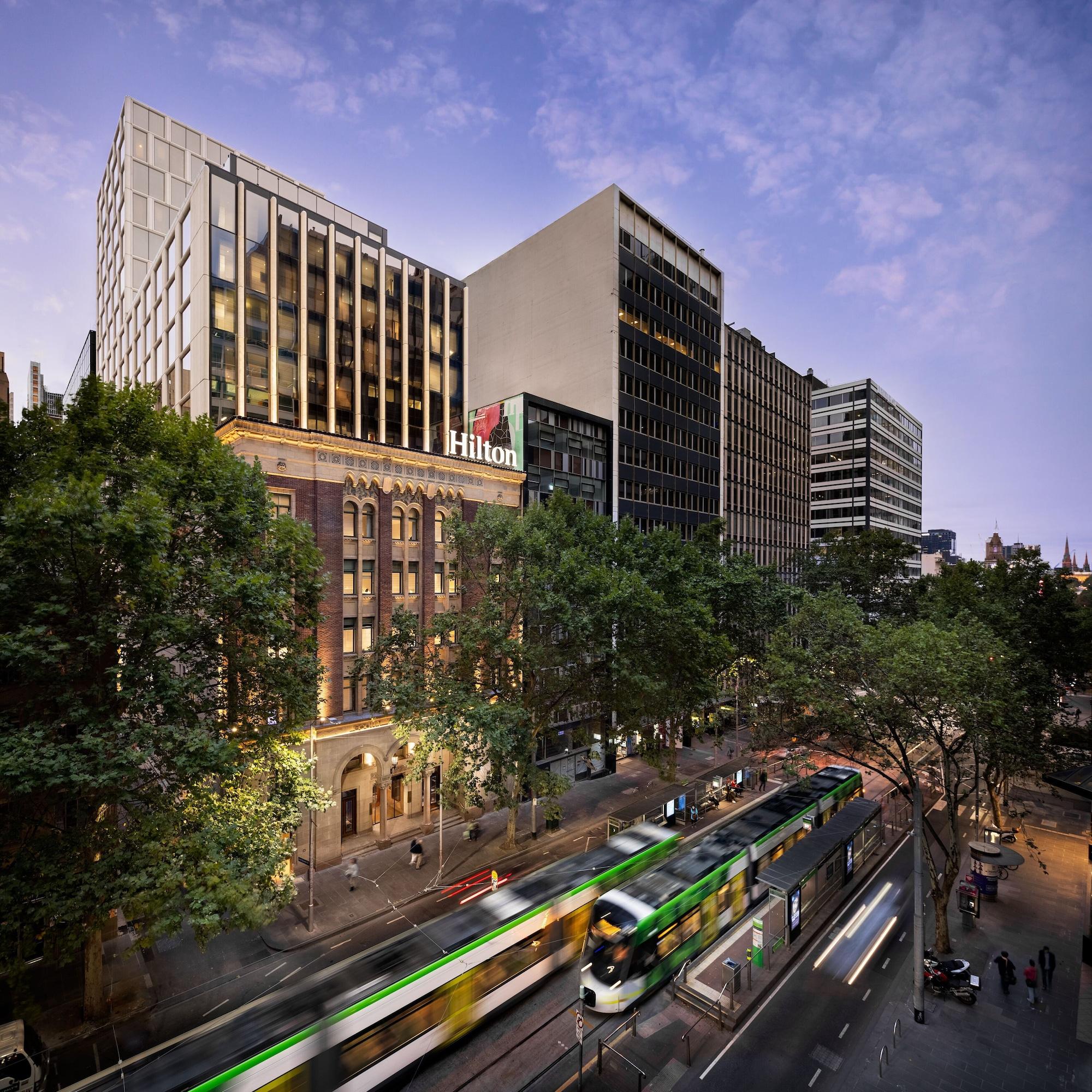 Hilton Melbourne Little Queen Street Екстер'єр фото Hilton Melbourne on Collins