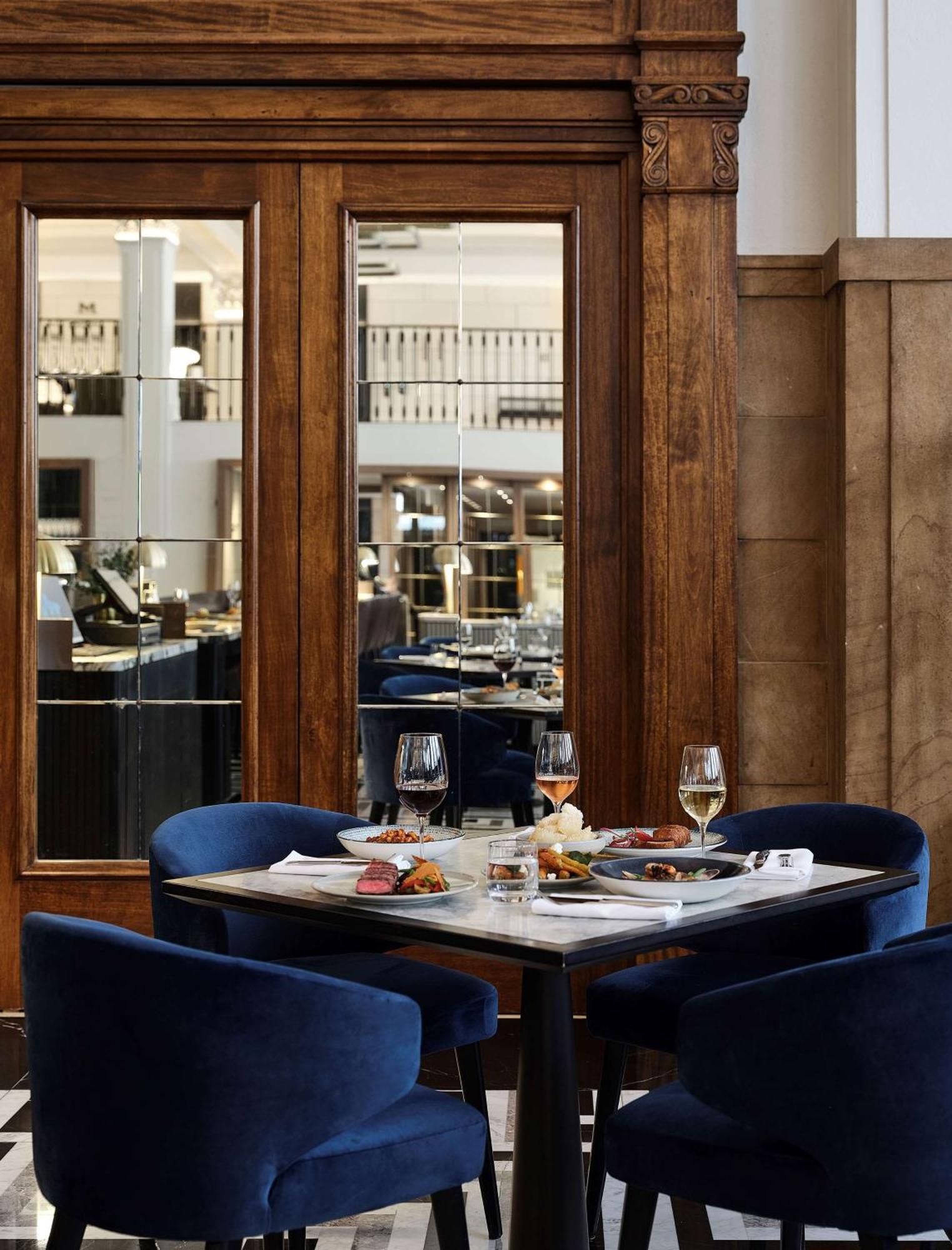 Hilton Melbourne Little Queen Street Екстер'єр фото The restaurant