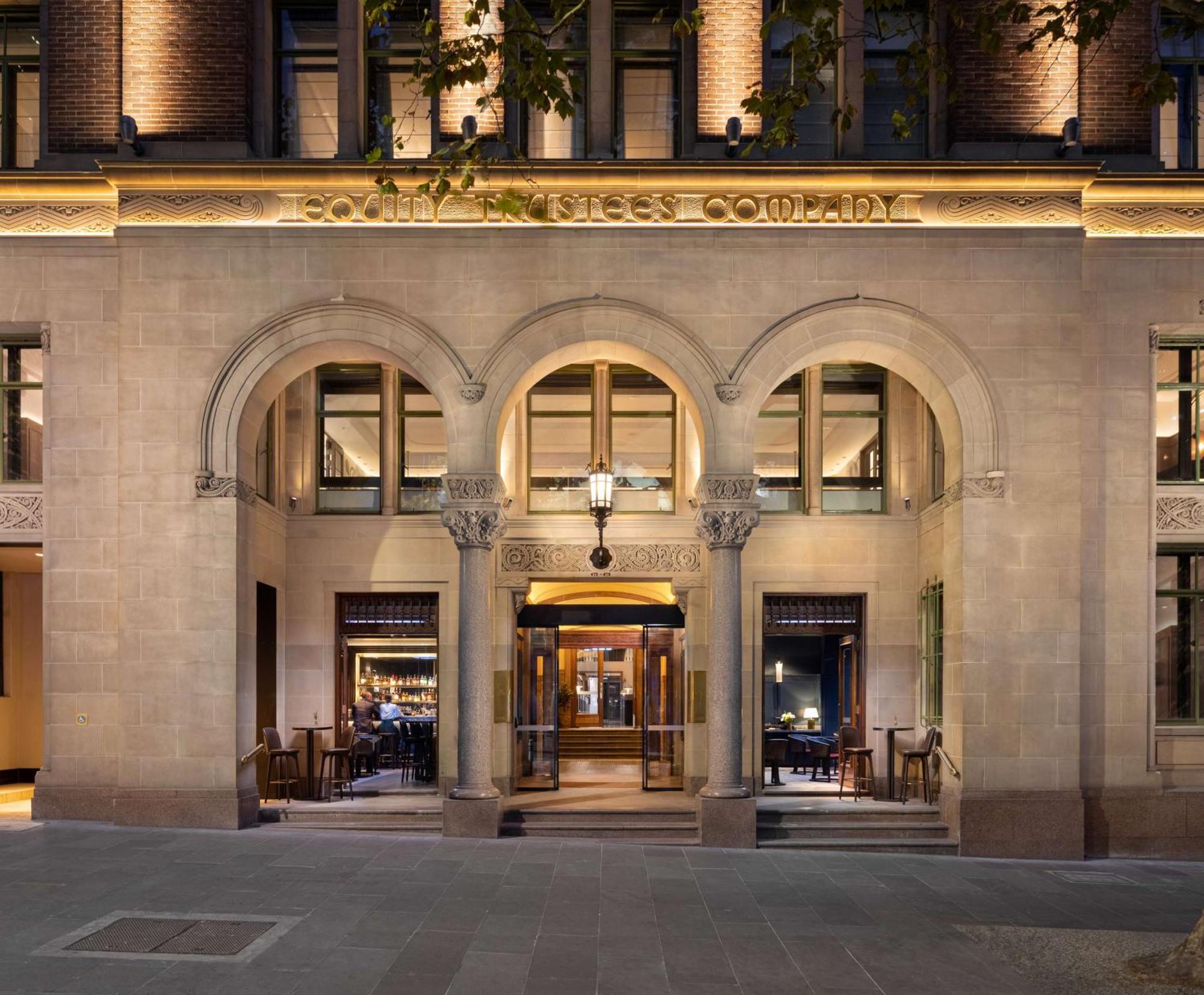 Hilton Melbourne Little Queen Street Екстер'єр фото The Connaught, London